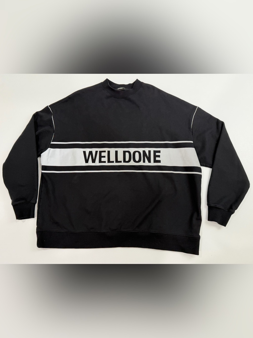 WELLDONE Oversized Black Reflective Logo Crewneck Sweatshirt Korea Cotton OS.